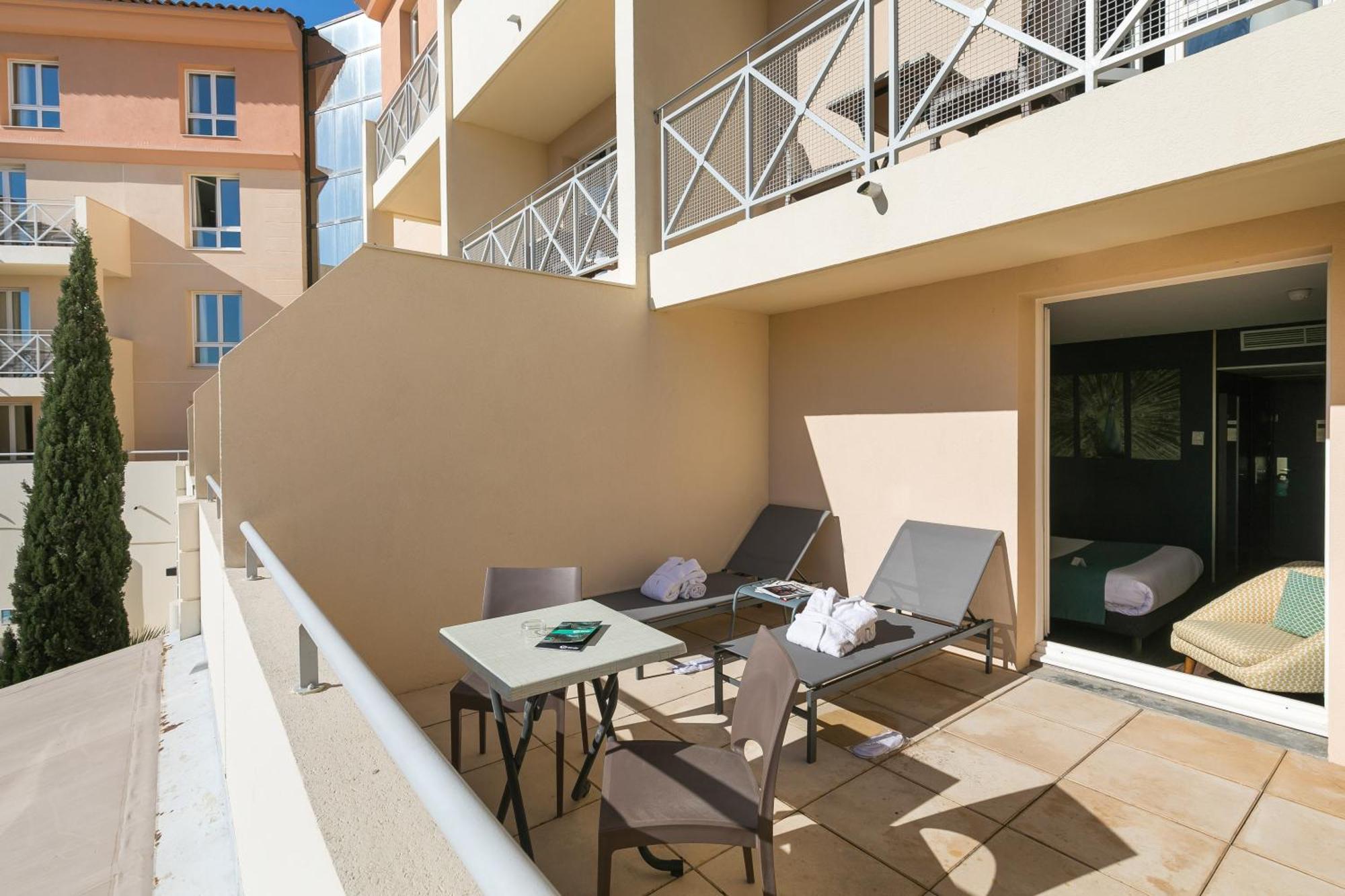 Hotel Birdy By Happyculture Aix-en-Provence Exterior photo